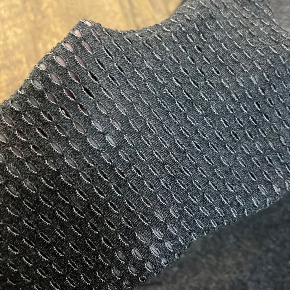 Fabletics Long Sleeve Active Top - Picture 6 of 9